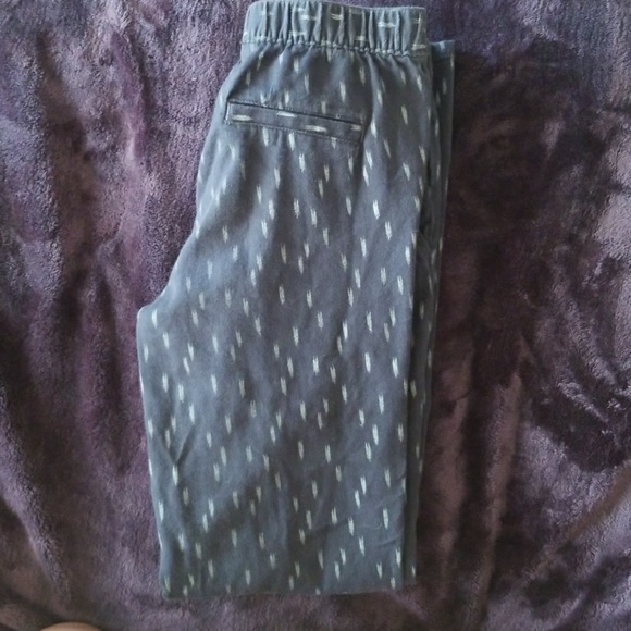 Old Navy Loose Ample Girl Pant - L/G (10) Standard - Picture 3 of 4